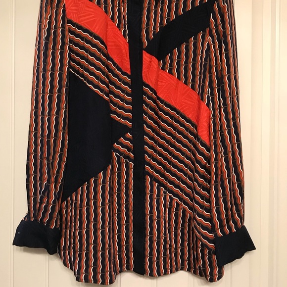 Dianne Von Furstenberg silk blouse 6 - Picture 2 of 8